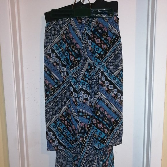 Multi-Coloured Skirt - Picture 2 of 8